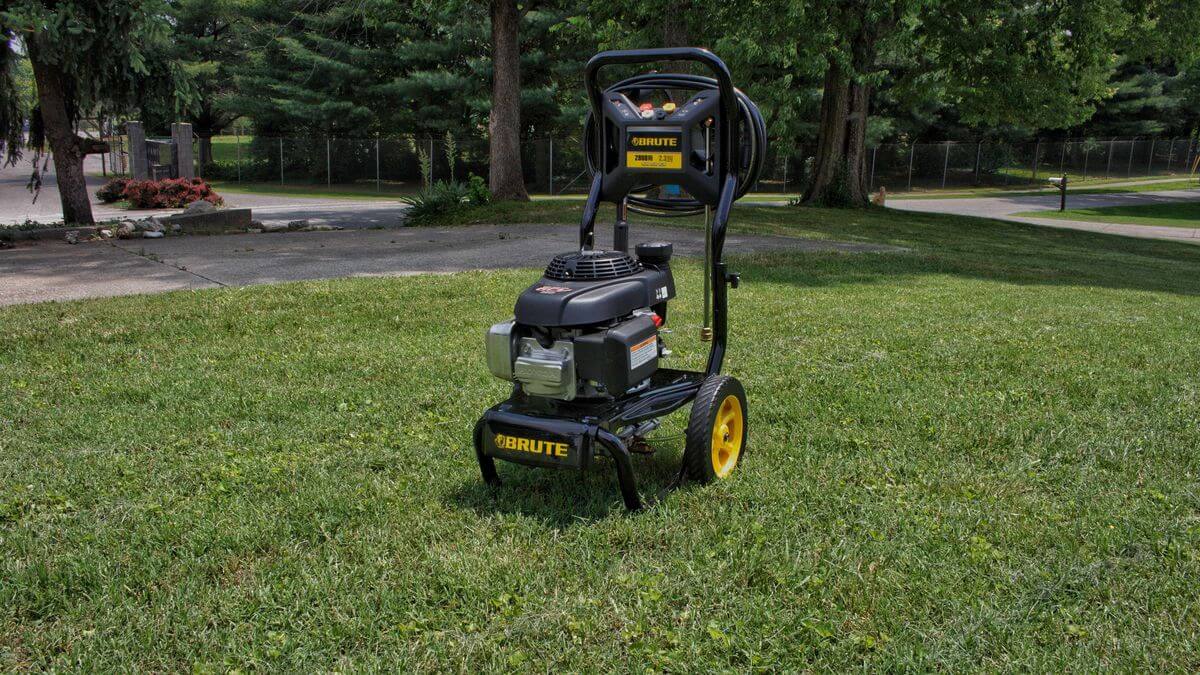 The Best Pressure Washer Equipment: What Are Its Types?